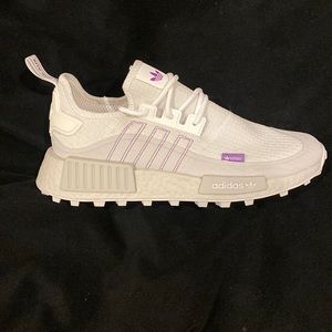 Adidas cream/silver w purple details